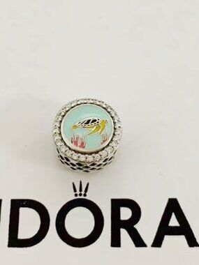 Pandora St. Thomas Exclusive Charm Bead